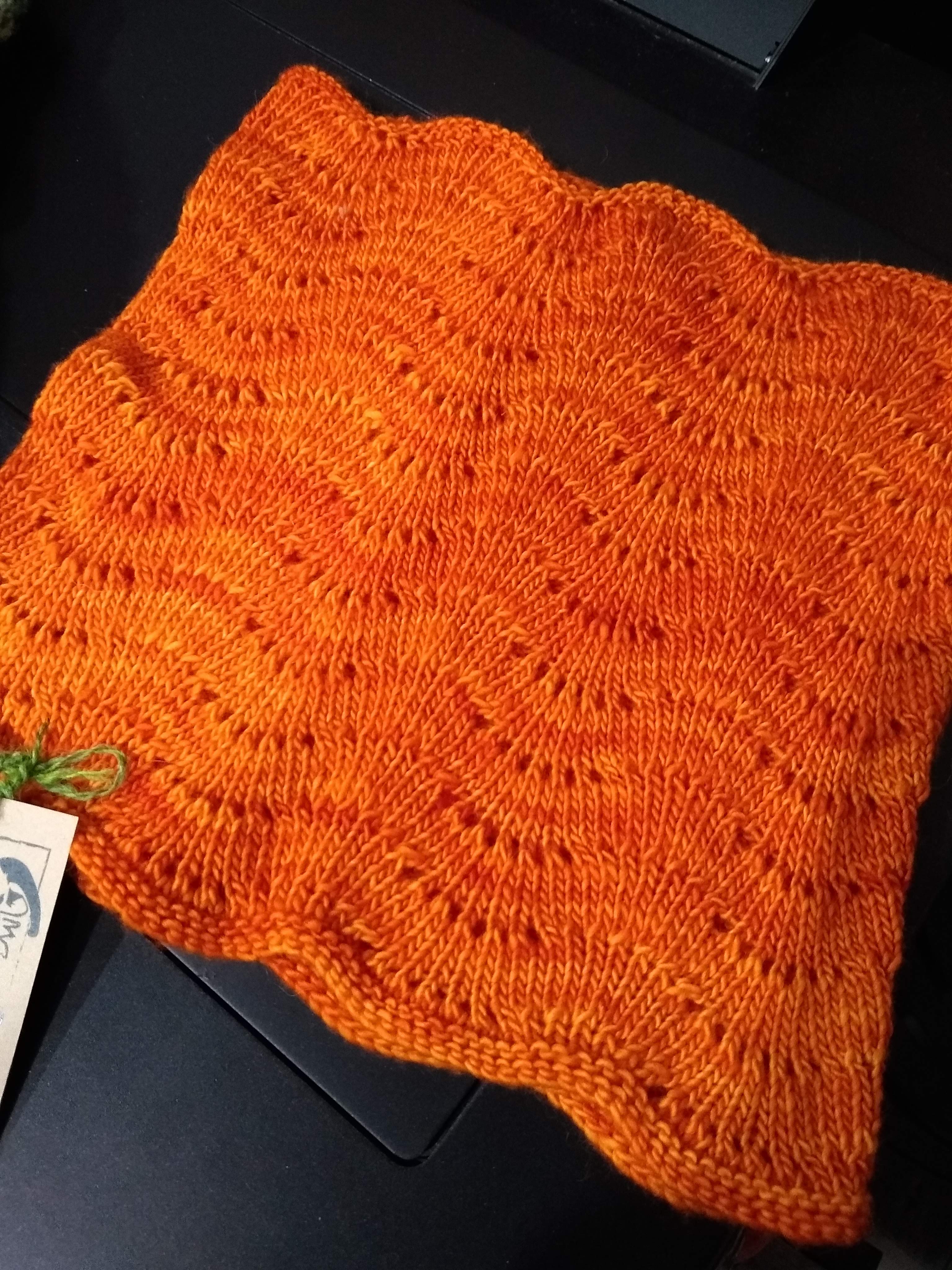 cowl-orange-feather-and-fan